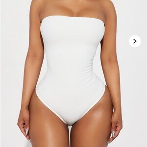 Fashion Nova White Ribbed bodysuit